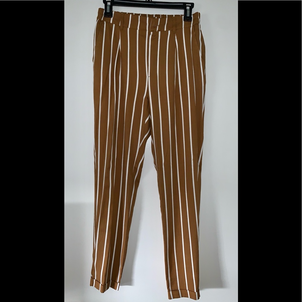 Forever 21 wear anywhere pants! Casual yet cute!